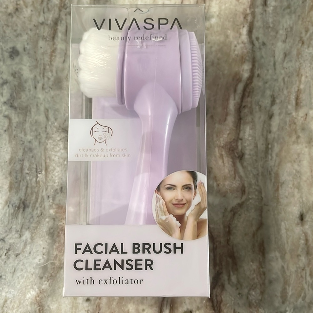 Facial brush cleanser